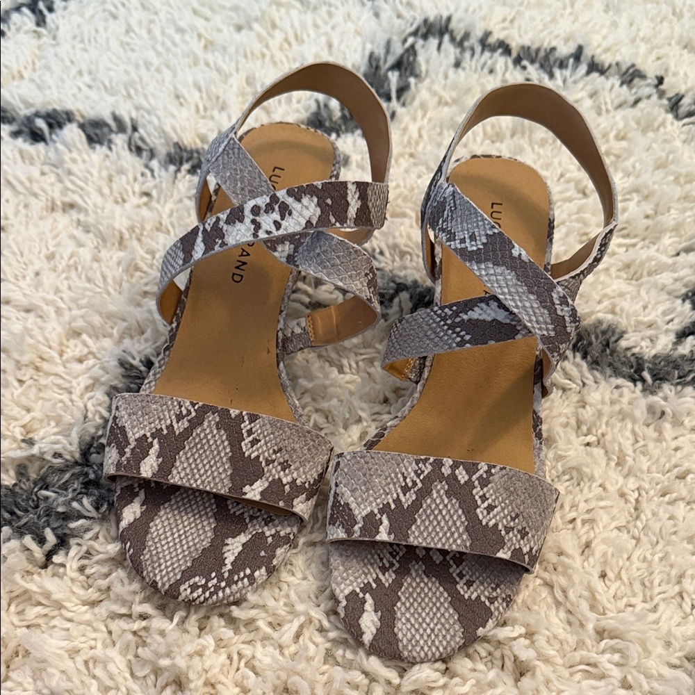 Lucky Brand Gray Sandals with Snake Print